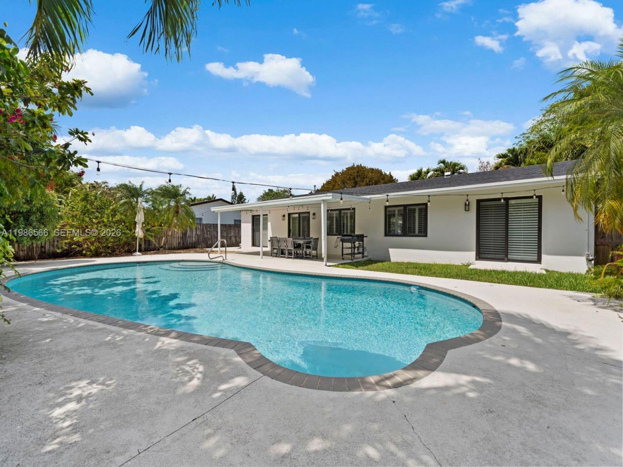 9020 SW 187th Ter , Cutler Bay, FL 33157 Photo