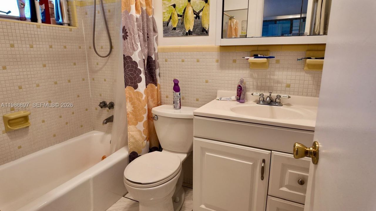 16901 NE 13th Ave , Unit 307, Miami, FL 33162 Photo