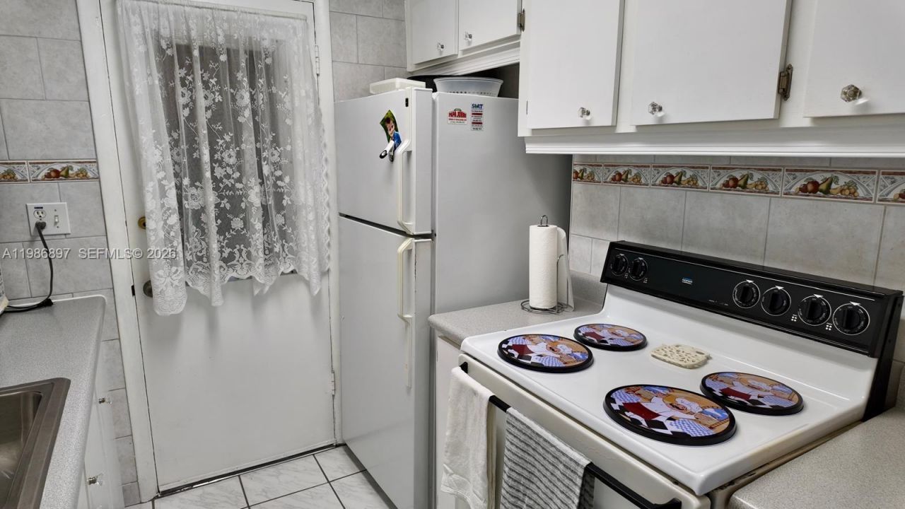 16901 NE 13th Ave , Unit 307, Miami, FL 33162 Photo