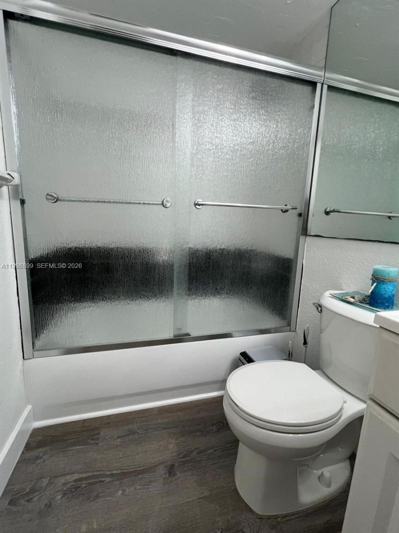 1432 S Lakeside Dr , Unit 5, Lake Worth, FL 33460 Photo