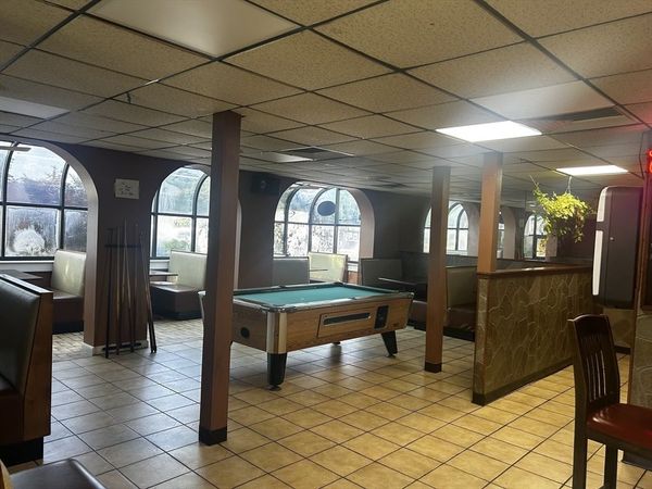 1633 Bay St, Springfield, MA 01109