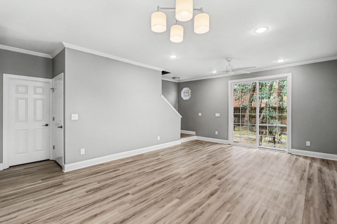 2101 Tibbett Court Photo 11