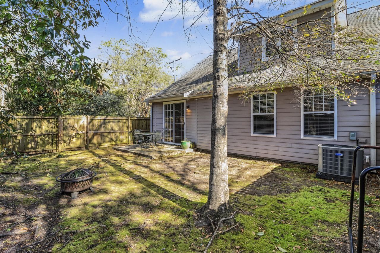 2101 Tibbett Court Photo 23