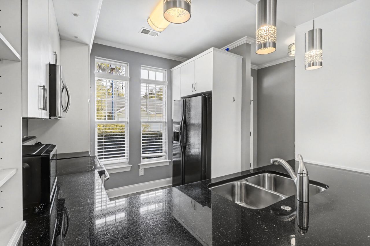 2101 Tibbett Court Photo 7