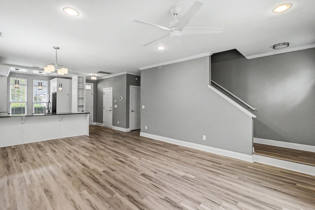 2101 Tibbett Court Photo 9