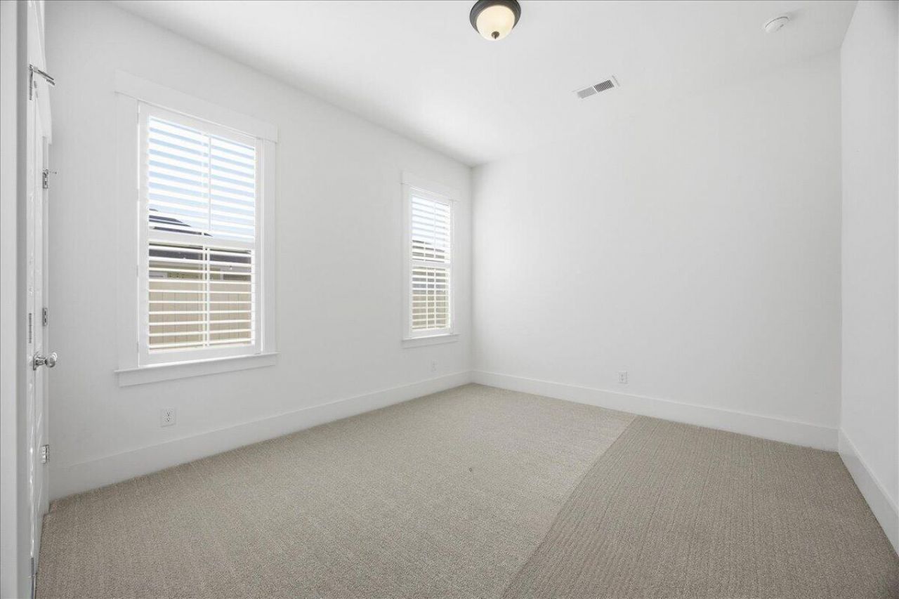 353 Baritone Road Photo 17