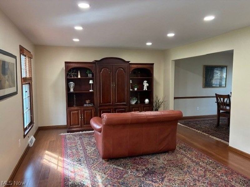 317 Verdant Lane, Canfield, OH 44406 Photo 11