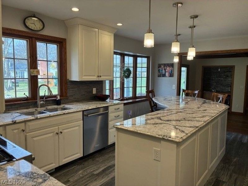 317 Verdant Lane, Canfield, OH 44406 Photo 6