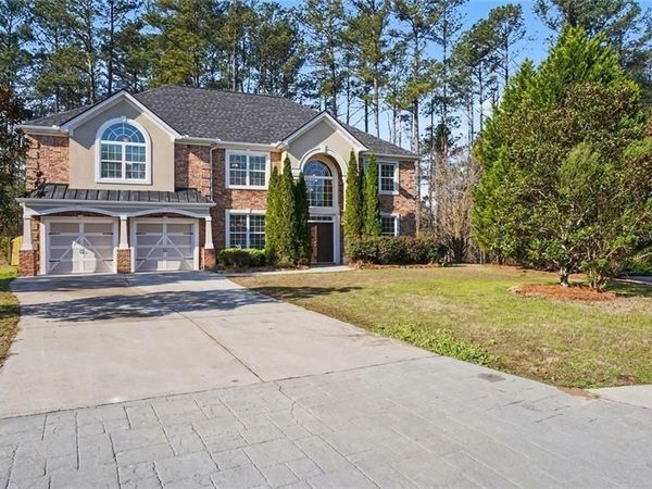 5270 Estates Drive , Atlanta, GA 30349