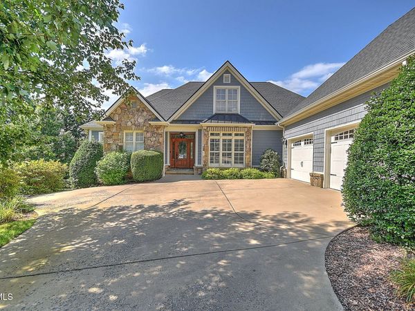 1943 Villa Court, Johnson City, TN 37615