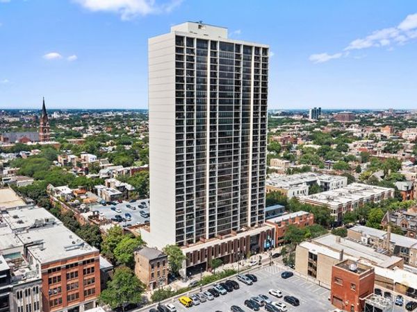 1636 N Wells Street, Unit 2014, Chicago, IL 60614