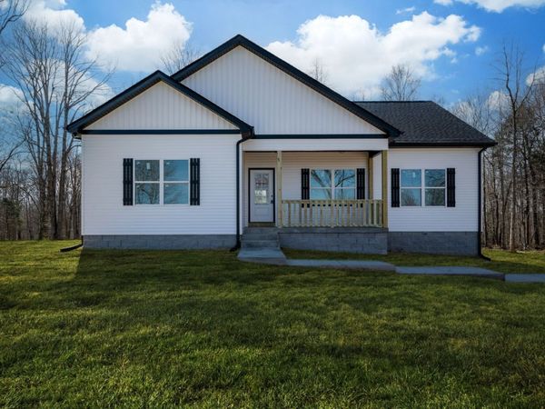 1416 East Piney Road , Dickson, TN 37055