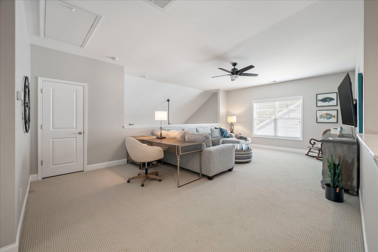 1420 Longspur Drive Photo 29