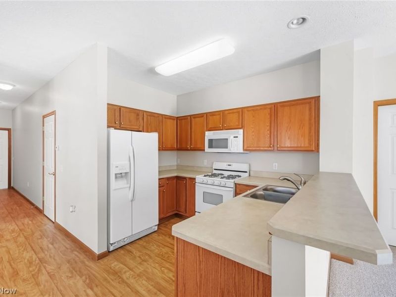 2195 Southampton Lane, Avon, OH 44011 Photo 11