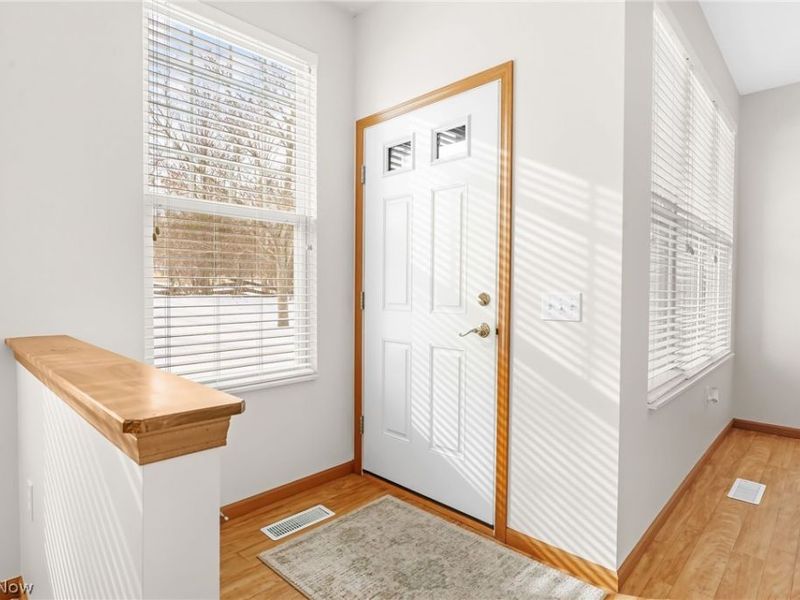 2195 Southampton Lane, Avon, OH 44011 Photo 4