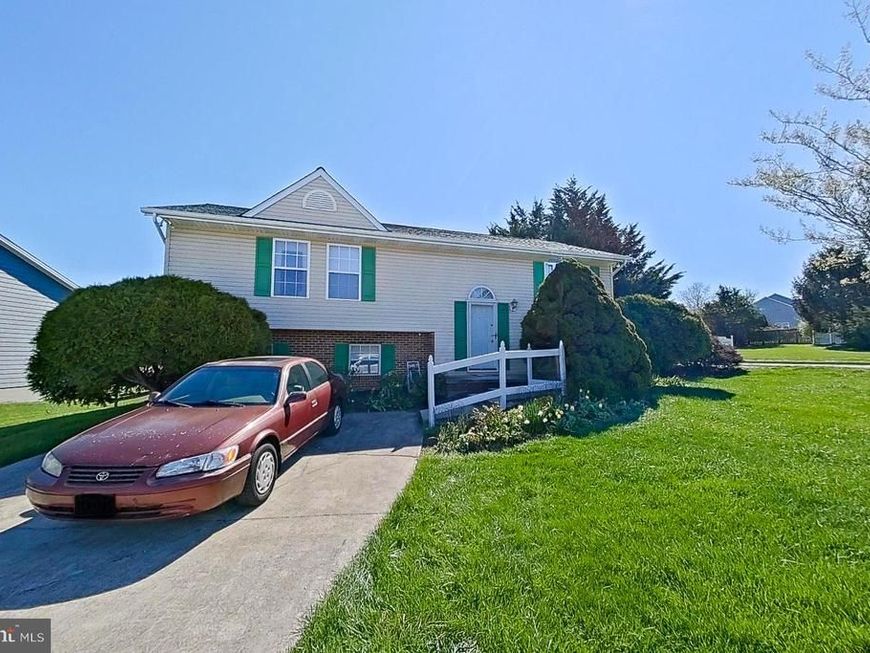 1 Bancroft Street, Taneytown, MD 21787 Main Photo