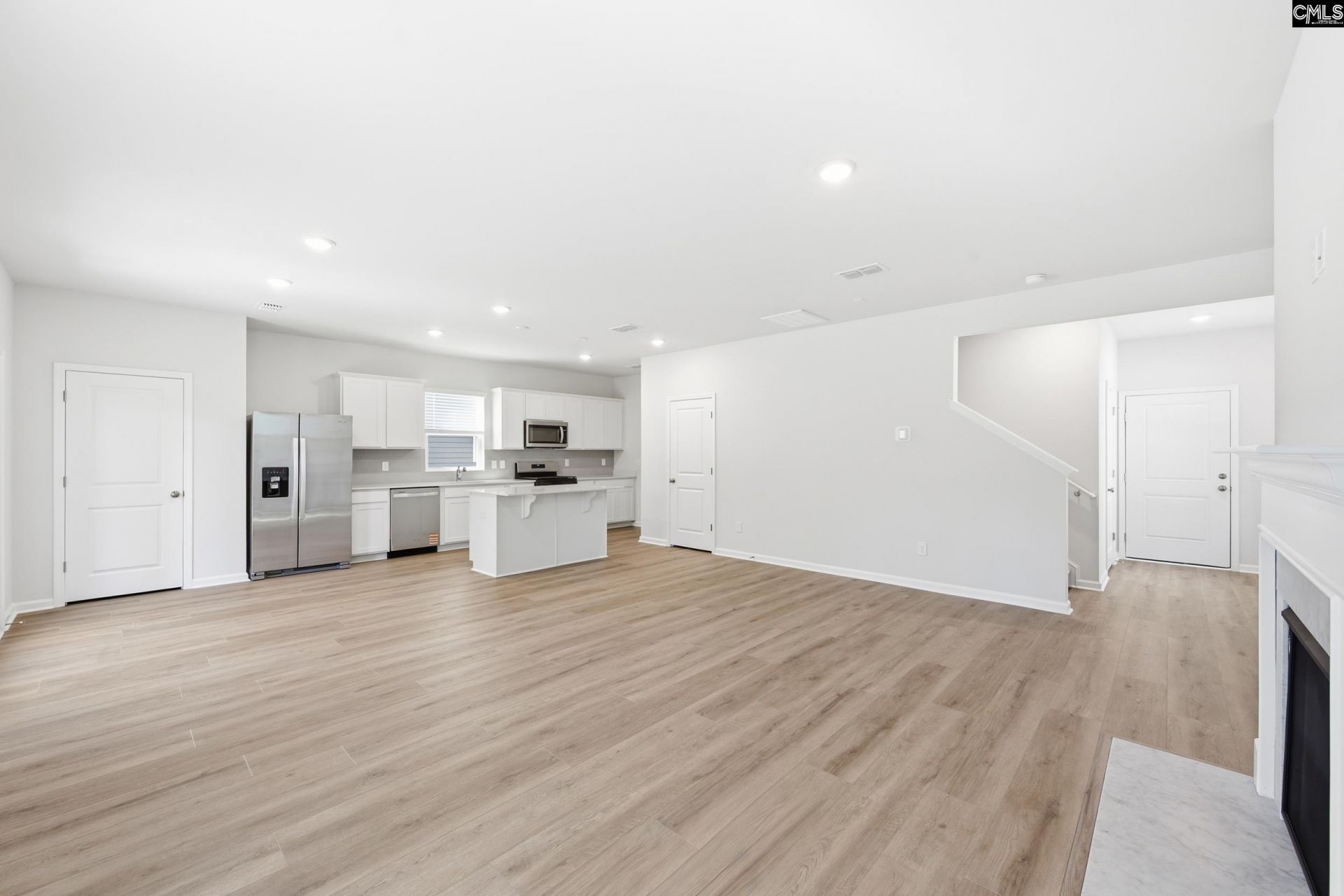 442 Edith Court Photo 18