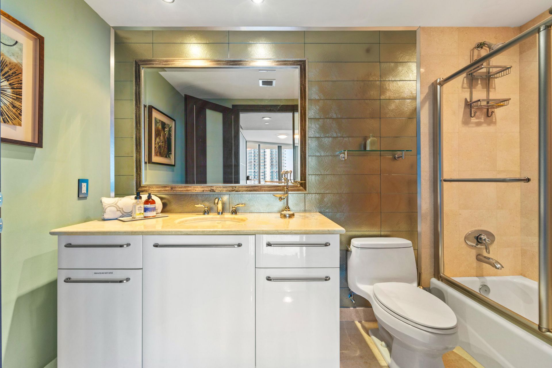 3101 S Ocean Drive, Unit 3105, Hollywood, FL 33019 Photo