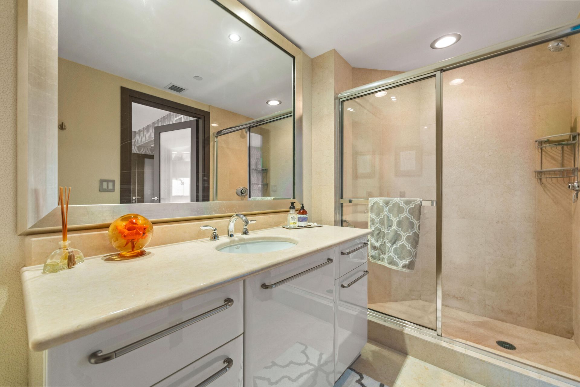 3101 S Ocean Drive, Unit 3105, Hollywood, FL 33019 Photo