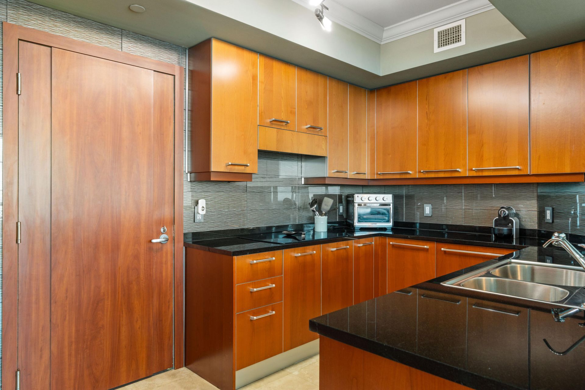 3101 S Ocean Drive, Unit 3105, Hollywood, FL 33019 Photo