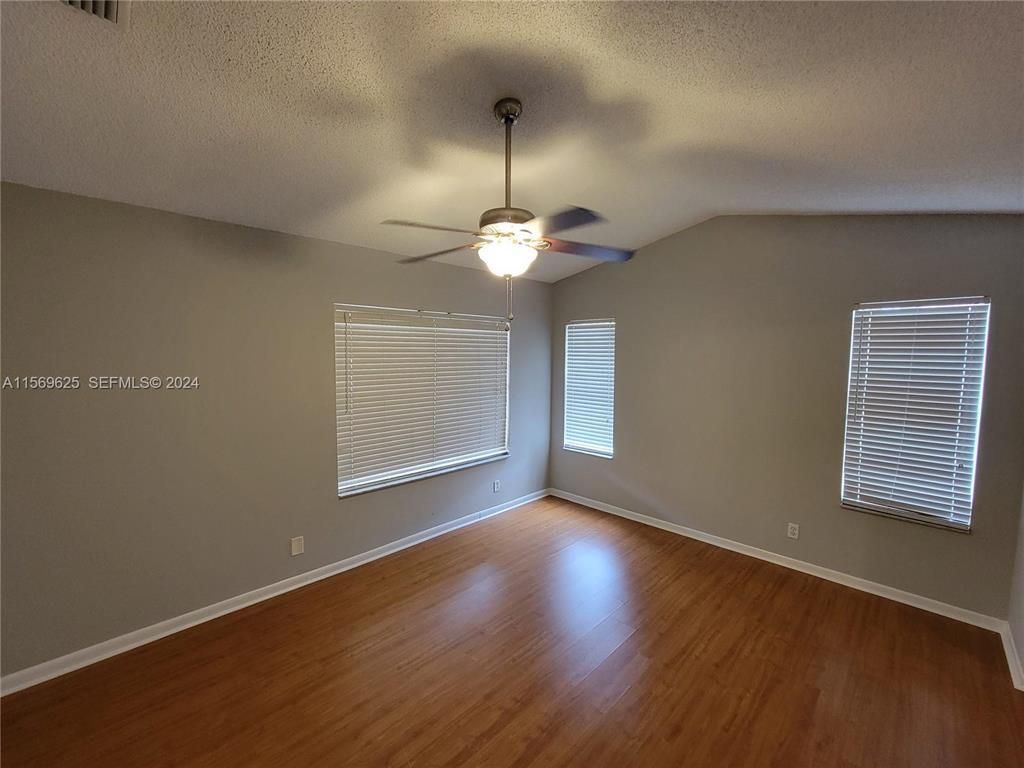 928 Falling Water Road, Weston, FL 33326 Photo