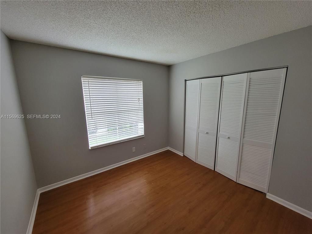 928 Falling Water Road, Weston, FL 33326 Photo