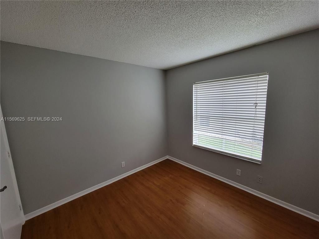 928 Falling Water Road, Weston, FL 33326 Photo