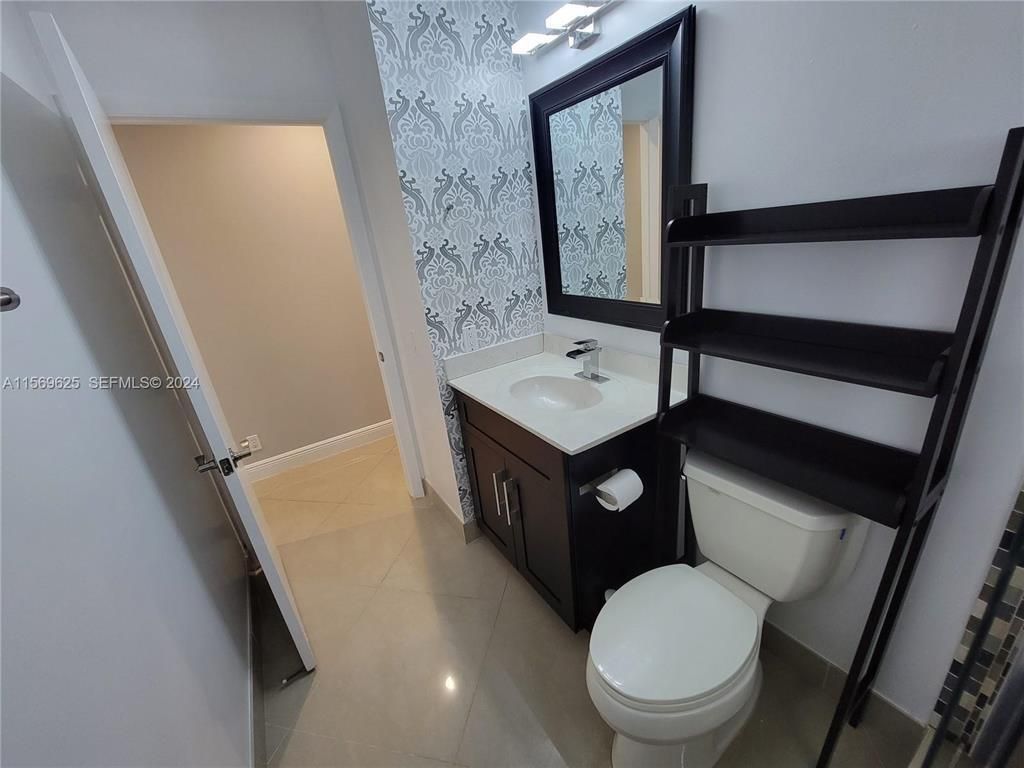 928 Falling Water Road, Weston, FL 33326 Photo