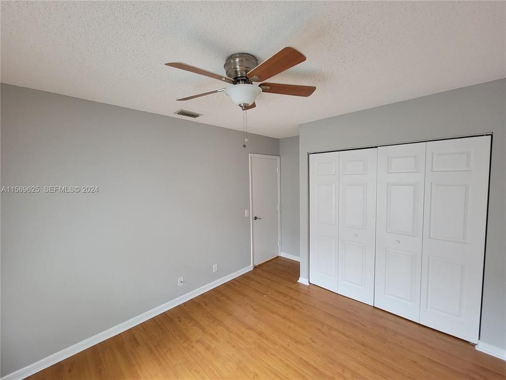 928 Falling Water Road, Weston, FL 33326 Photo