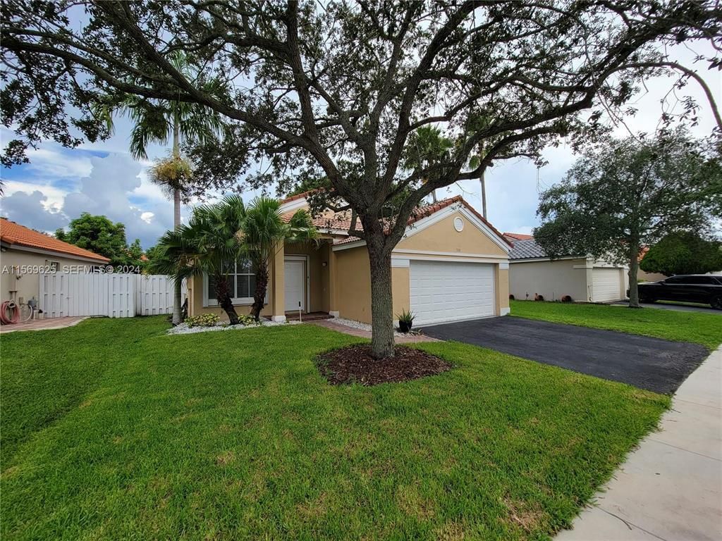 928 Falling Water Road, Weston, FL 33326 Photo