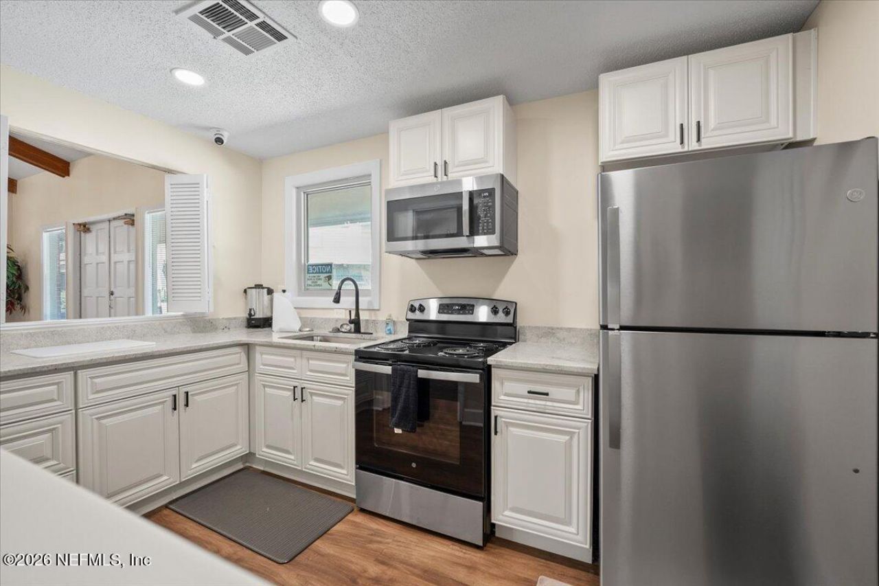 8140 Sutton Place, Jacksonville, FL 32217 Photo