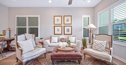 9 Fischbacher St, Sacramento, CA 95816 Photo