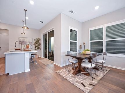 9 Fischbacher St, Sacramento, CA 95816 Photo