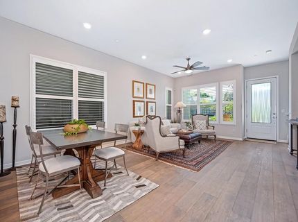 9 Fischbacher St, Sacramento, CA 95816 Photo