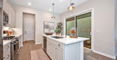 9 Fischbacher St, Sacramento, CA 95816 Photo