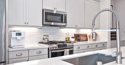 9 Fischbacher St, Sacramento, CA 95816 Photo