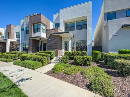 9 Fischbacher St, Sacramento, CA 95816 Photo