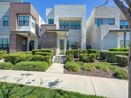 9 Fischbacher St, Sacramento, CA 95816 Photo