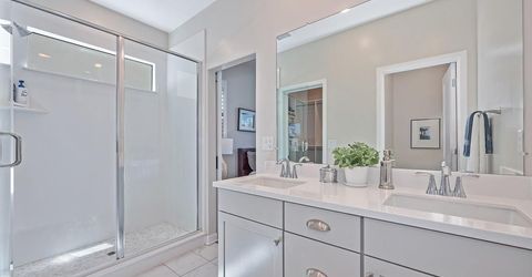 9 Fischbacher St, Sacramento, CA 95816 Photo