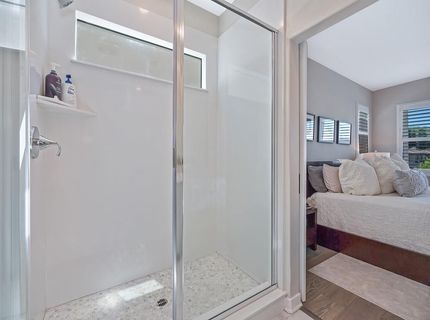 9 Fischbacher St, Sacramento, CA 95816 Photo