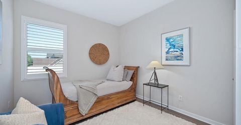 9 Fischbacher St, Sacramento, CA 95816 Photo