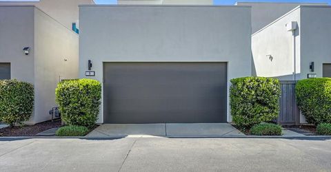 9 Fischbacher St, Sacramento, CA 95816 Photo