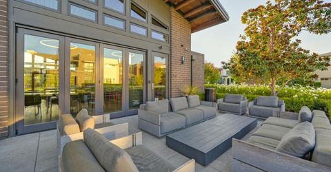 9 Fischbacher St, Sacramento, CA 95816 Photo