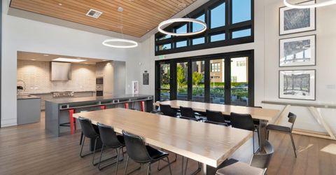 9 Fischbacher St, Sacramento, CA 95816 Photo