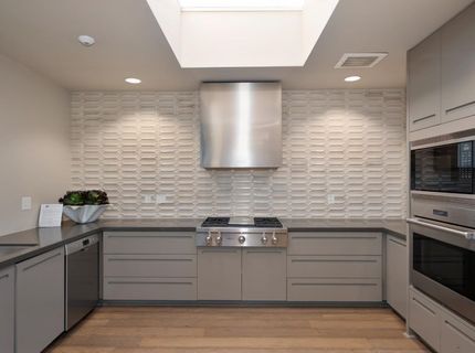 9 Fischbacher St, Sacramento, CA 95816 Photo