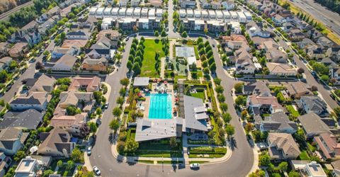 9 Fischbacher St, Sacramento, CA 95816 Photo
