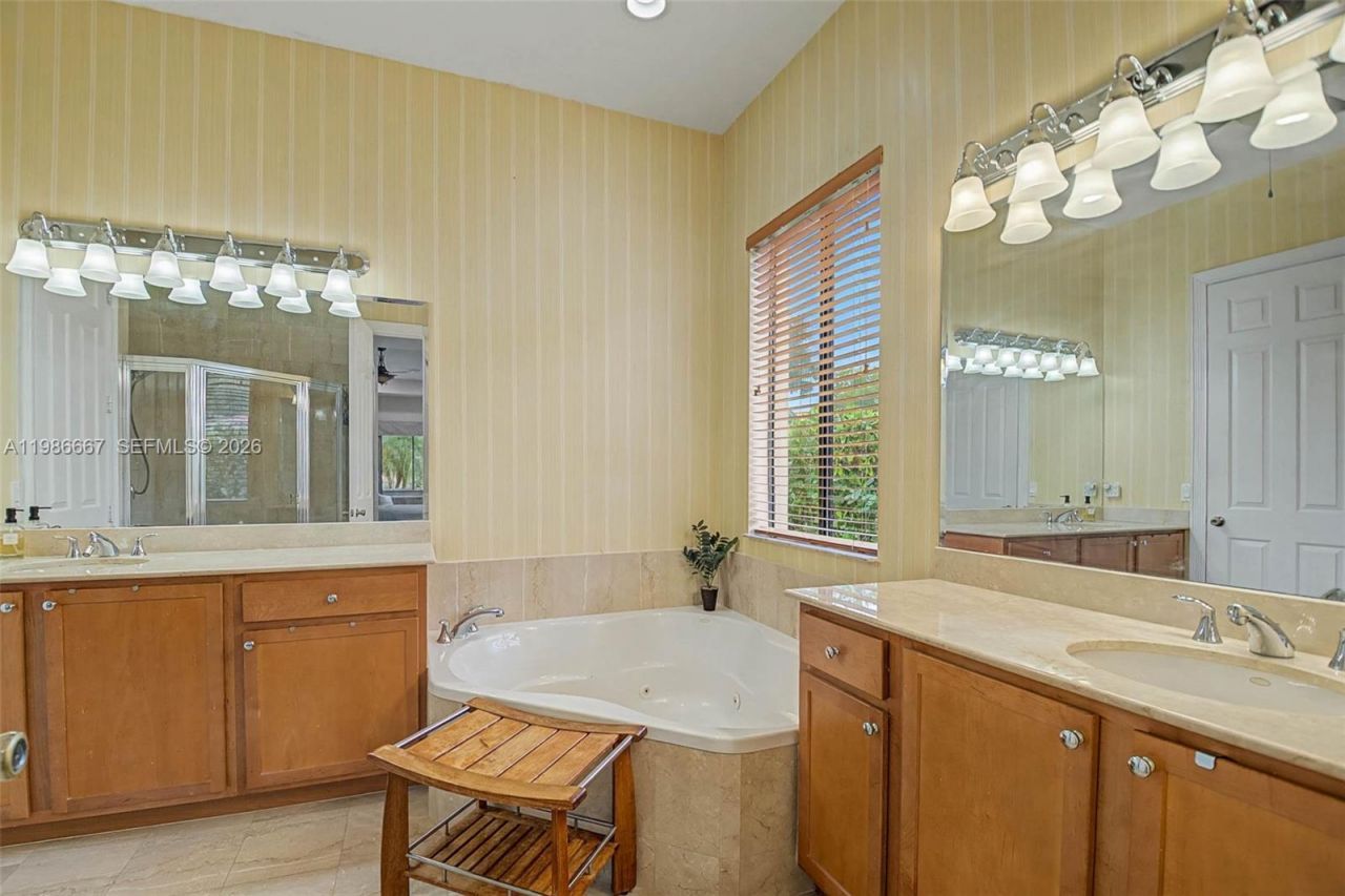 19528 SW 79th Pl, Cutler Bay, FL 33157 Photo