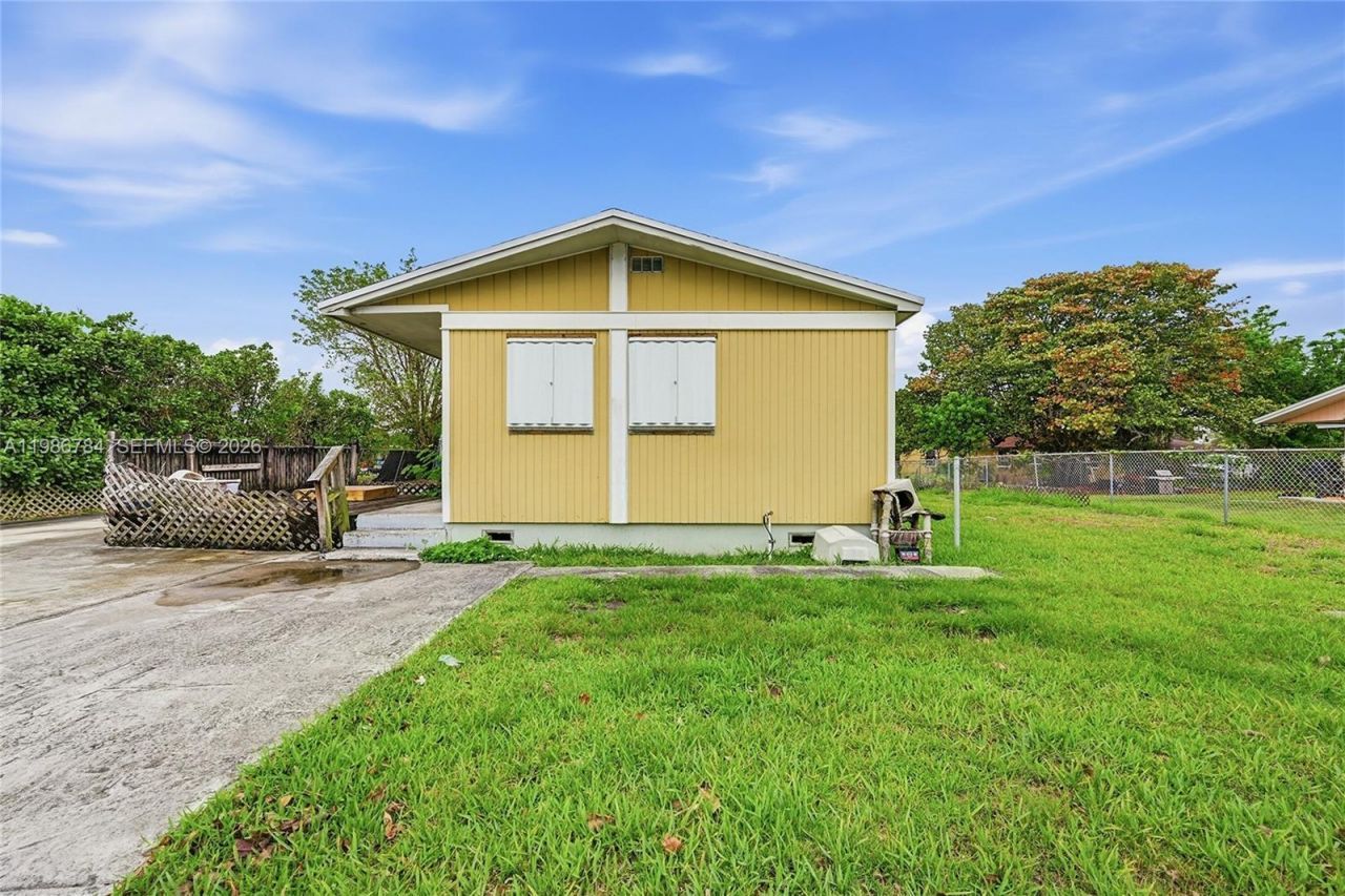 16970 SW 104th Ave , Miami, FL 33157 Photo