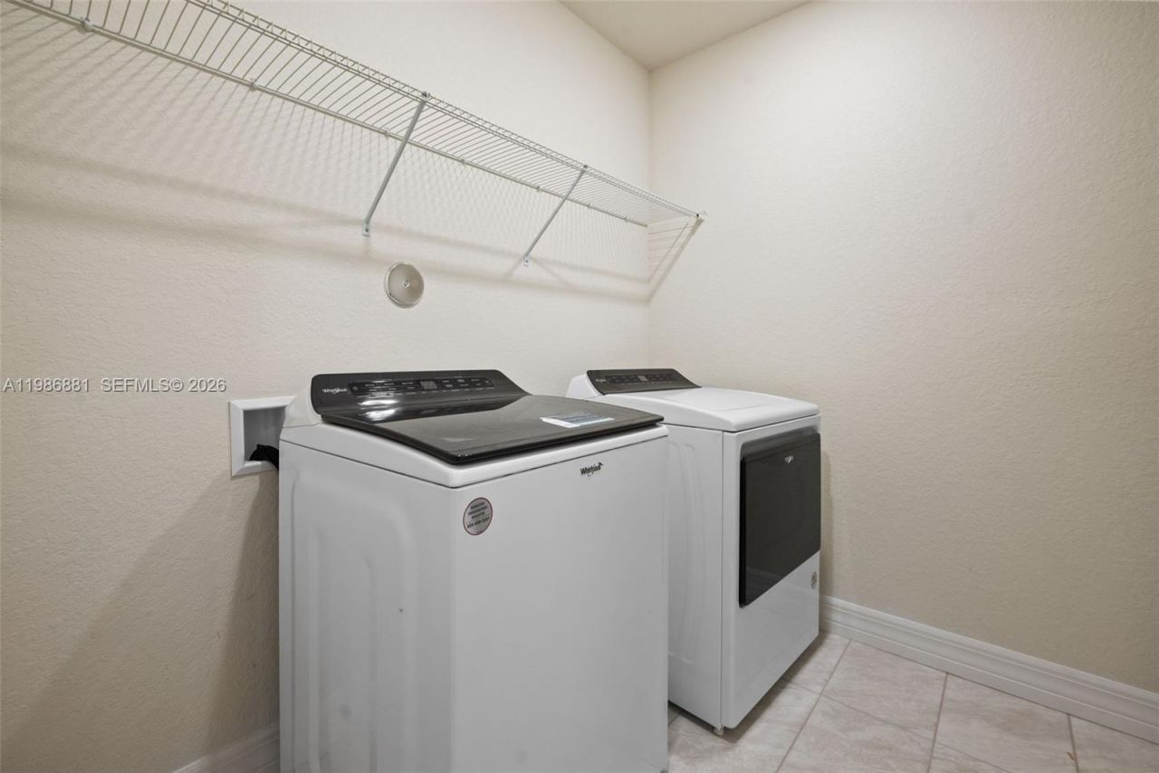 3125 Buttonwood Ct , Lauderdale Lakes, FL 33311 Photo