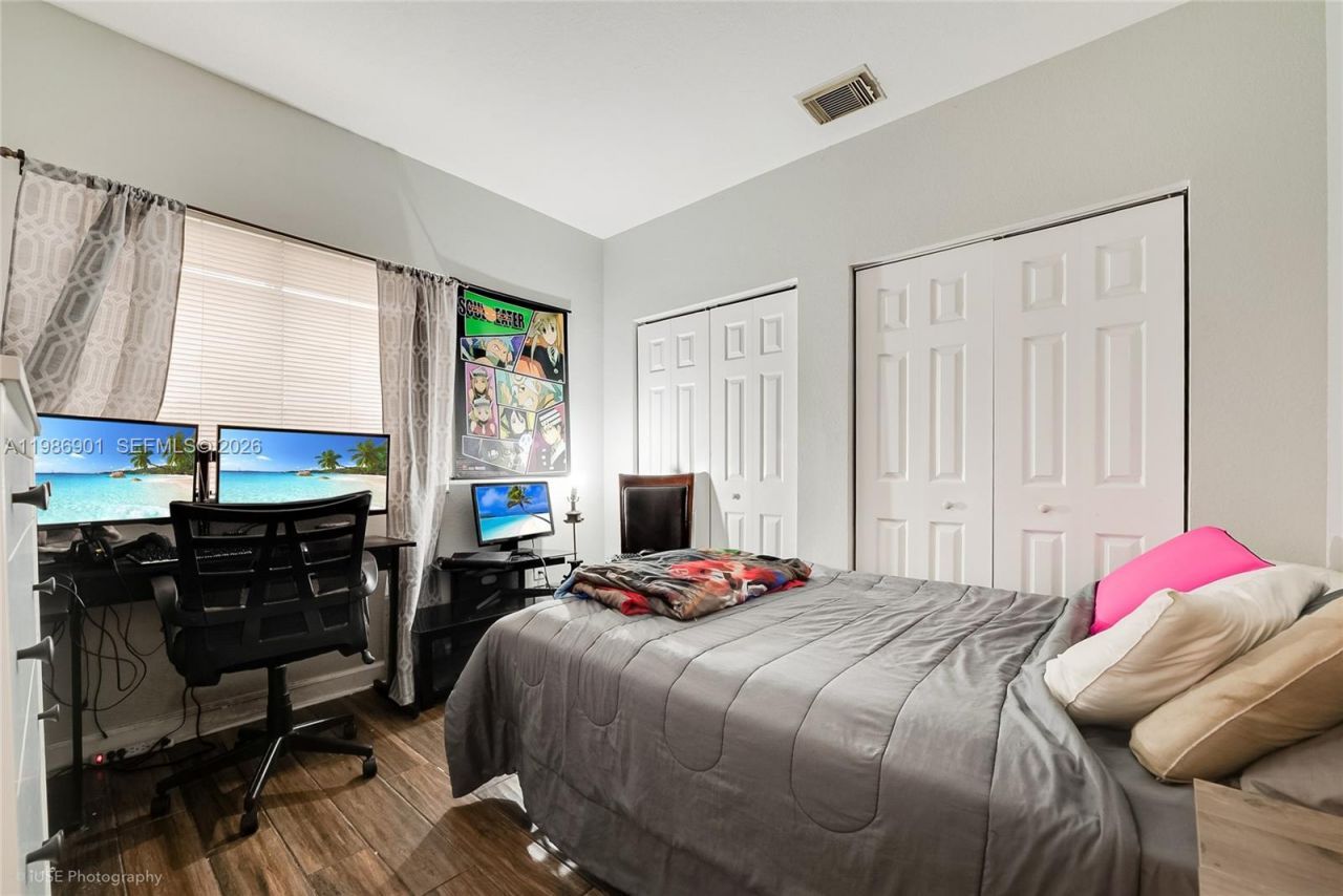 347 NE 34th Ter, Homestead, FL 33033 Photo